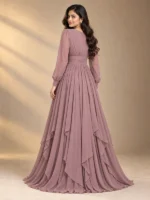 ডেমো পারিজাত ডাস্টি মভ গাউন — পেছনের দৃশ্য